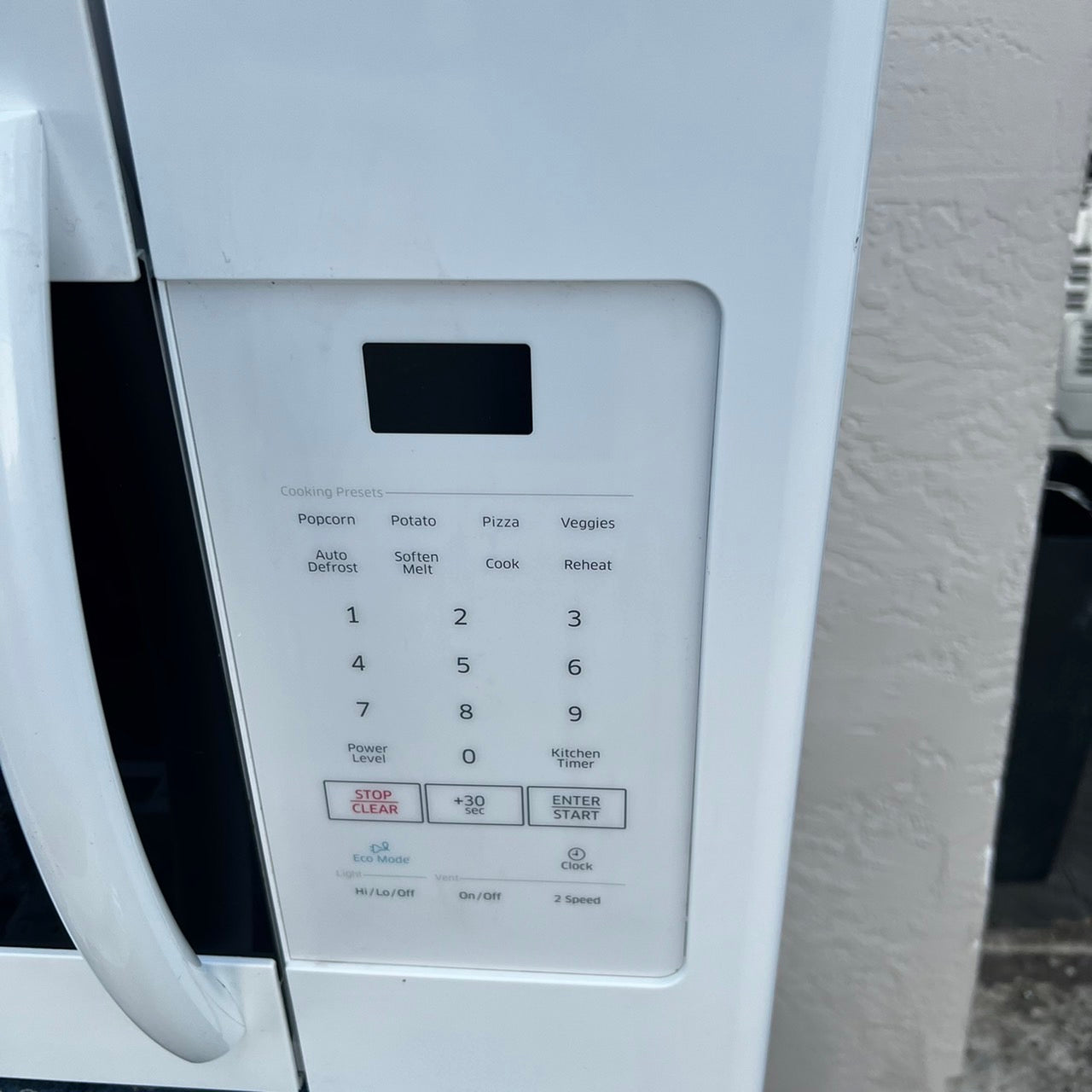 Samsung Over-the-Range Microwave Samsung Over-the-Range Microwave
